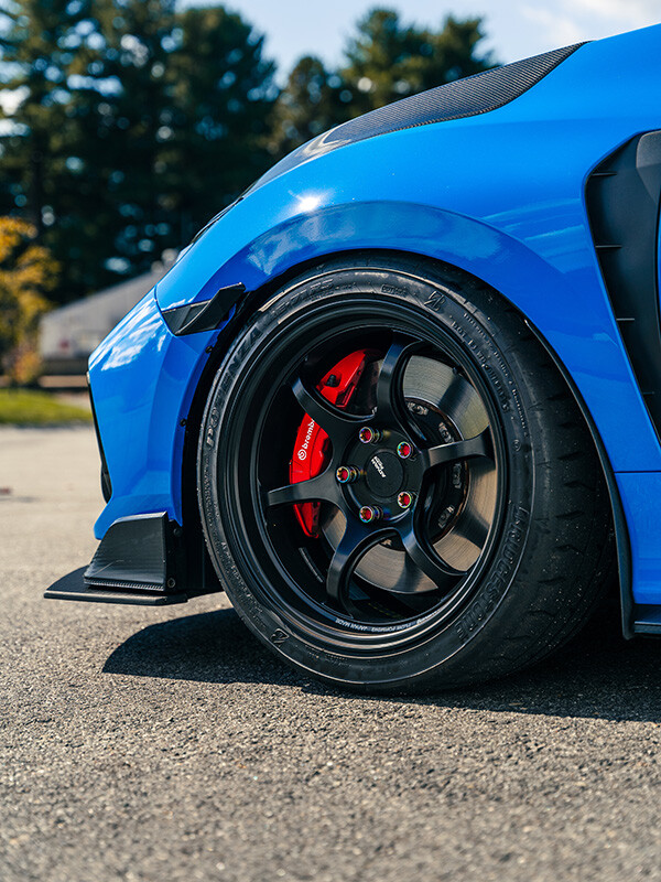 Blue FK8 - 18x9.5 +35 with 265-35-18